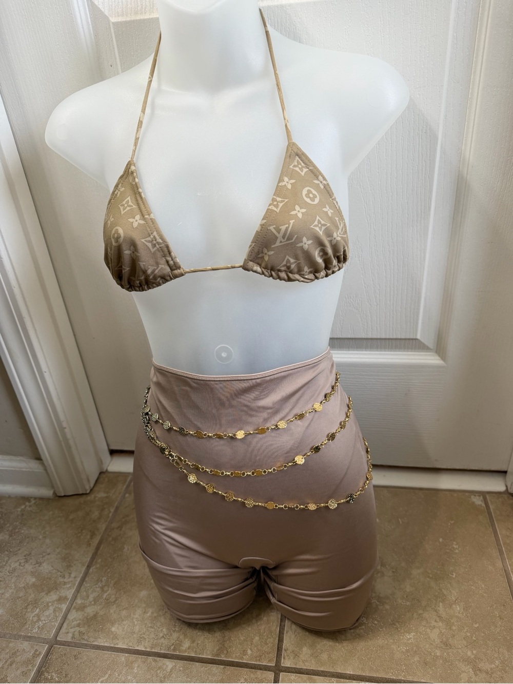 ⭐️GOLD AND SILVER COIN MEDALLION BELLY CHAIN🩶 WITH FREE MATCHING EARRINGS ⭐️